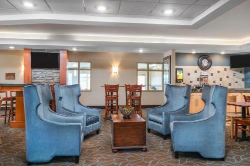 Hotel Americinn By Wyndham Windom