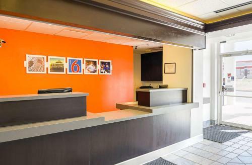 Hotel Motel 6 Wheatland