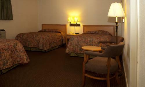 Motel Travelers Budget Inn