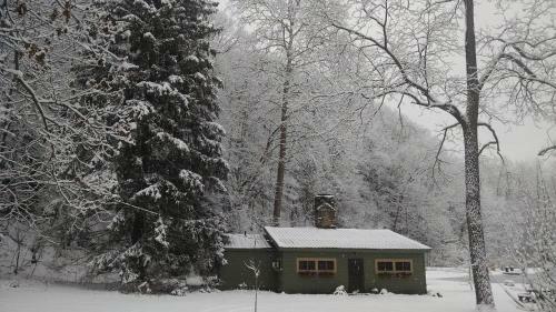 Hidden Valley Cabin