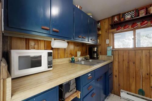 Basin Cove Cottage