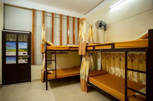 Hoa Lu Family Stay