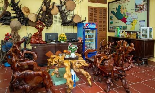 Hoa Lu Family Stay