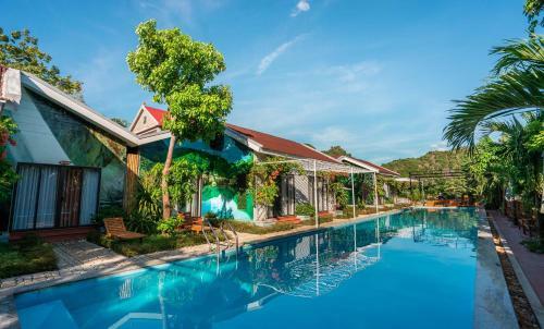 Hotel Son Doong Bungalow