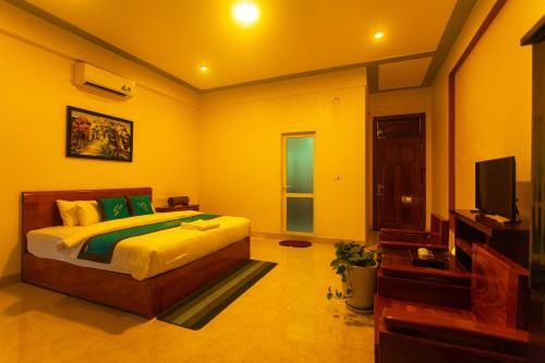 Song Toan Hotel