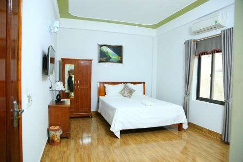 Son Tinh Hotel