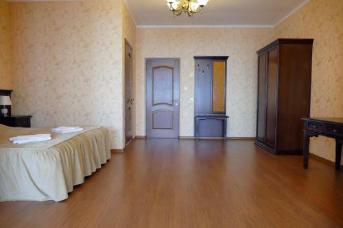 Astoria Premium Hotel