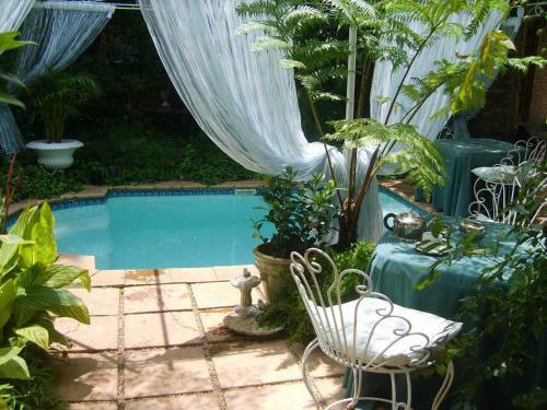 Hostal Emerald Guest House Springs