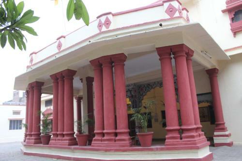 Hotel Ishwari Niwas Palace
