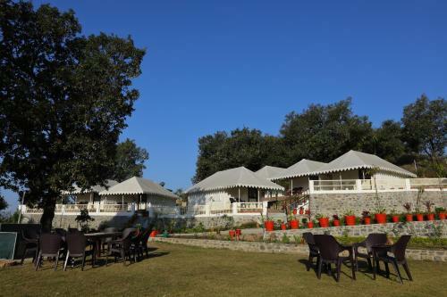 Hotel Charekh Food & Forest