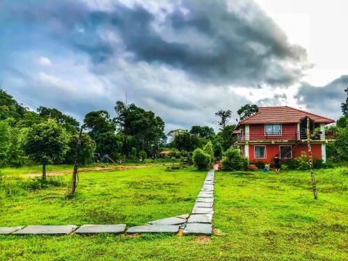 Streamedge Sakleshpur