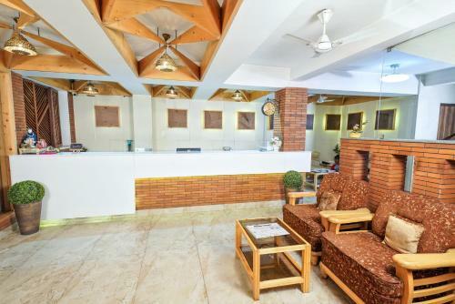 Mayur Hotel Bar And Restaurant