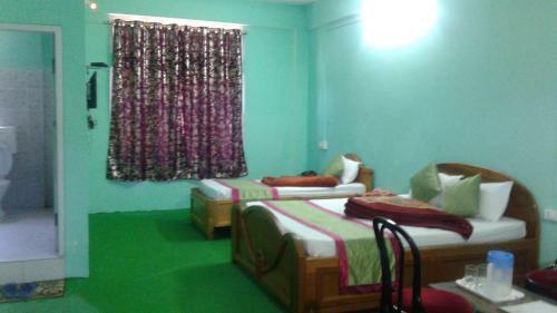 Zambhala Hotel
