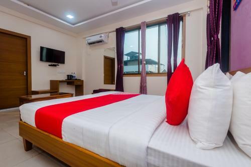 Oyo 26179 Hotel Shivrai