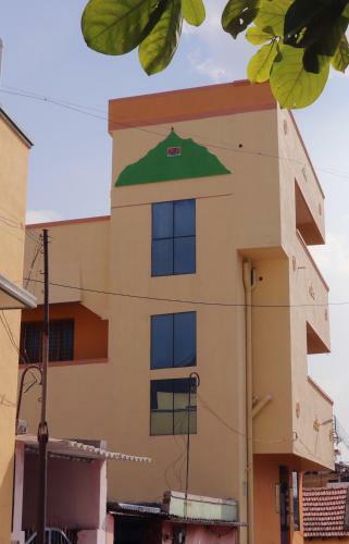 Hostal Sathya Guest House