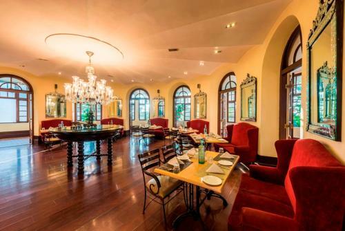 Hotel Royal Orchid Brindavan Garden