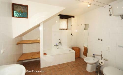 Col Di Morro Villa Sleeps 8 Pool Wifi