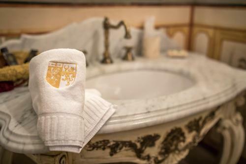 Hotel Castello Di Limatola