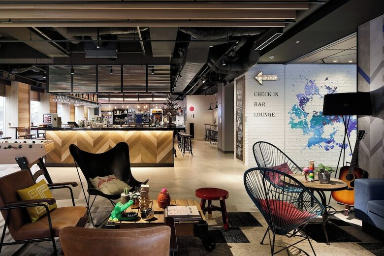 Hotel Moxy Tokyo Kinshicho By Marriott