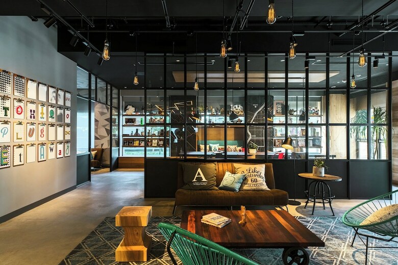Hotel Moxy Tokyo Kinshicho By Marriott