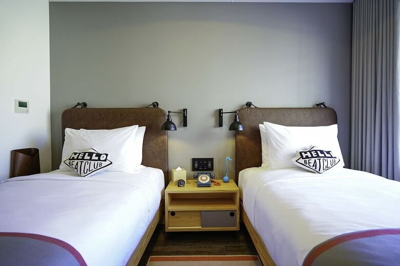 Hotel Moxy Tokyo Kinshicho By Marriott