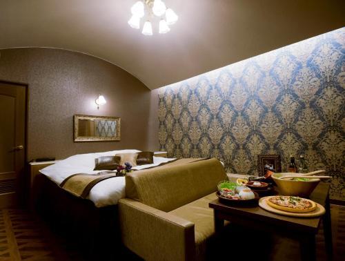 Kumamoto Hotel Christmas Forest Garden (Love Hotel)