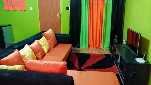 Natives Apartment