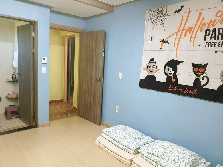 Hostal Chowoo Guesthouse