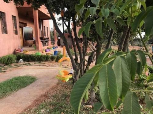 Hostal Maison D'h�tes Tinwitchi