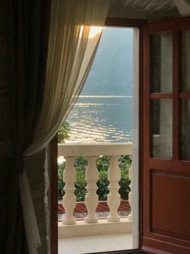 Villa Stone House 264