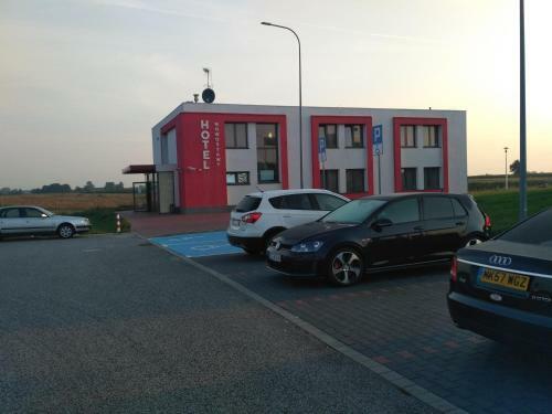 Hotel Nowostawy