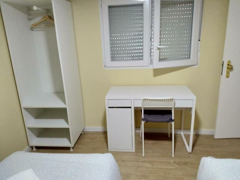 Hostal Metro Vilar Suites & Villas