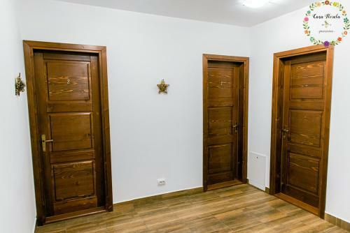 Hostal Pensiunea Casa Florela
