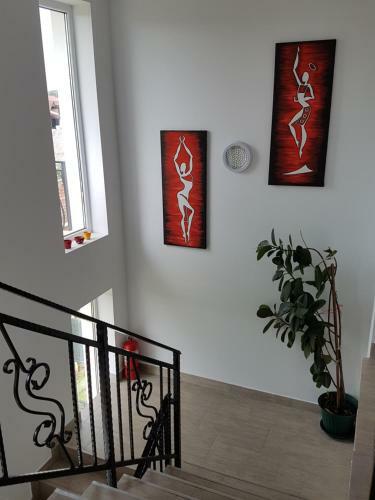 Hostal Pensiunea Casa Alb?