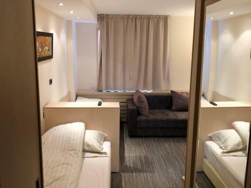 Apartman 128 Hotel Angella