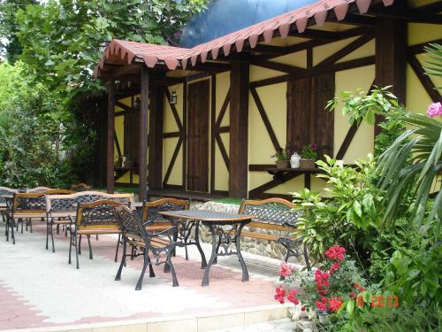 Hostal Millenium Guest House