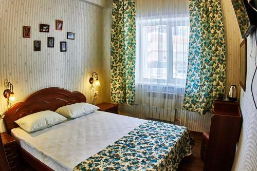 Hotel 7 Dorog