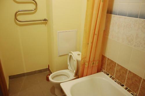 Apartment On Respublikanskaya