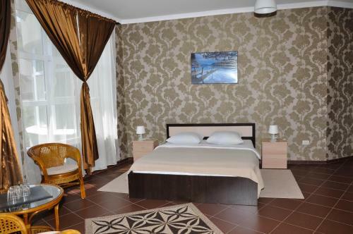 Hostal Viktoria Guest House