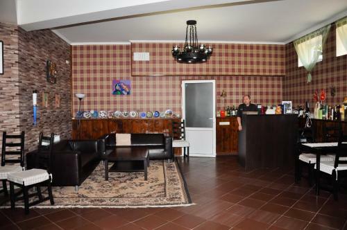 Hostal Viktoria Guest House