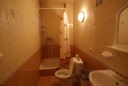 Hostal Dejavu Guest House