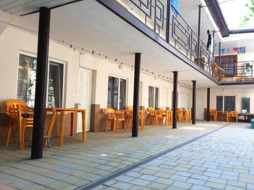Hostal Tatiana Guest House
