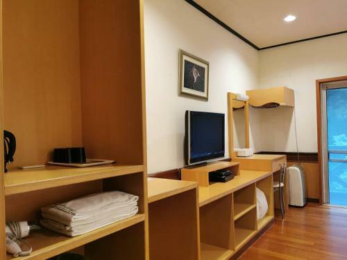 Hotel Alishan Youth Activity Center