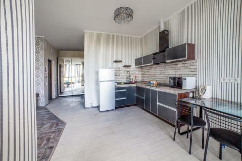 Apartment Near The Sea