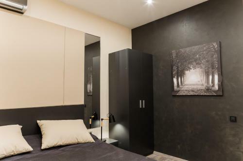 Malon Apartments