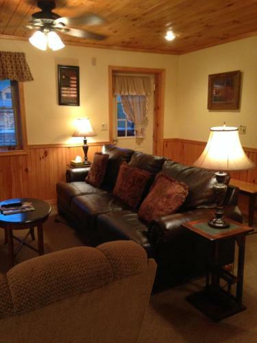 Hotel Rough Cut Lodge