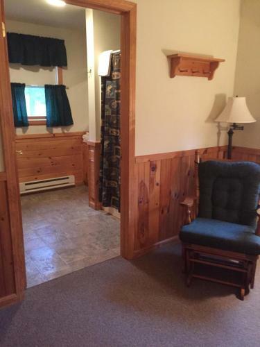 Hotel Rough Cut Lodge