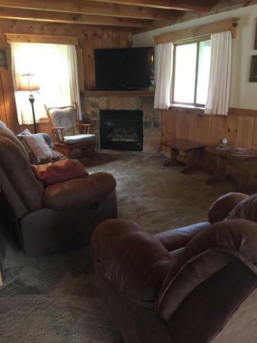 Hotel Rough Cut Lodge