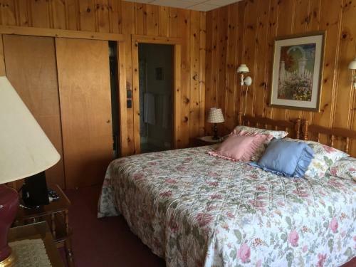 Motel The Holiday House
