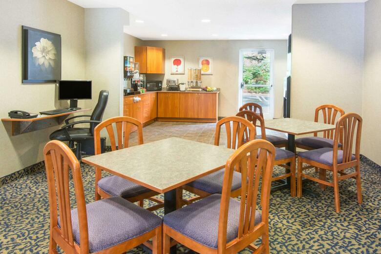 Hotel Microtel Inn & Suites By Wyndham Hazelton/bruceton Mills